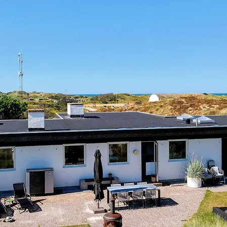 Family-friendly House With Sauna Pandrup