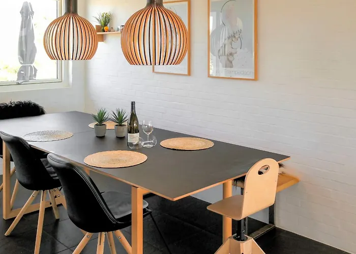 Family-friendly House With Sauna Nyaraló Pandrup