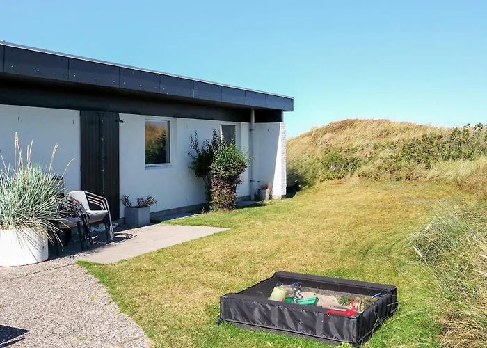 Family-friendly House With Sauna Pandrup